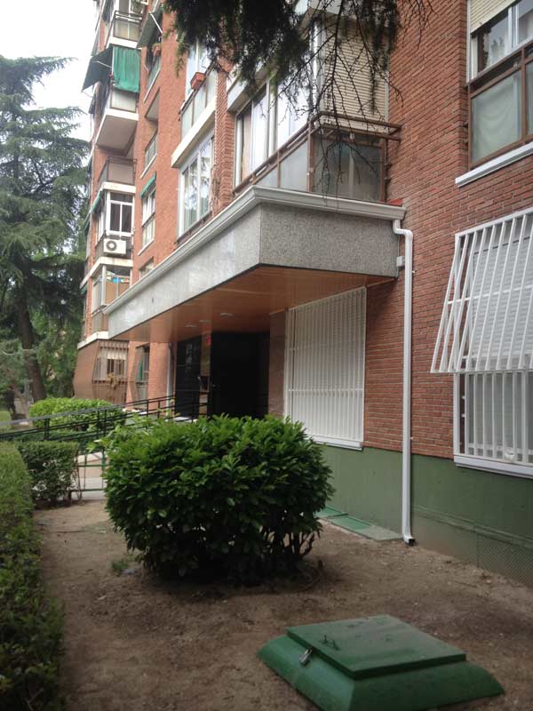 Arreglar entrada de portal en madrid