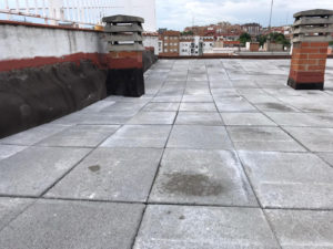Cubierta con baldosa filtrante